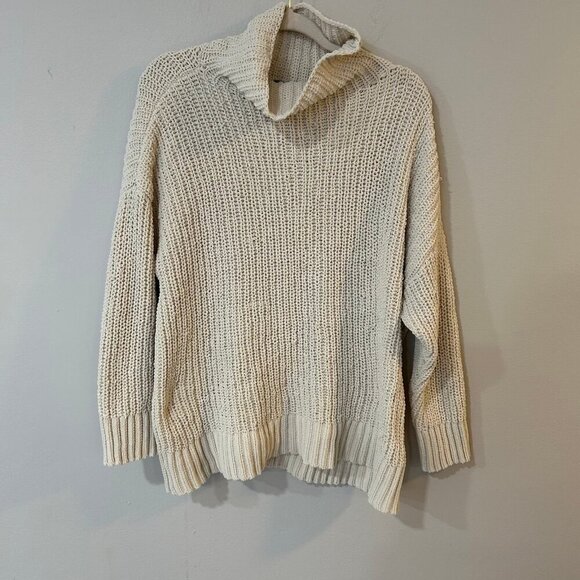 Aerie Off White Cream Oversized Chunky Knit Cowl Neck Sweater Size Medium - Picture 1 of 5